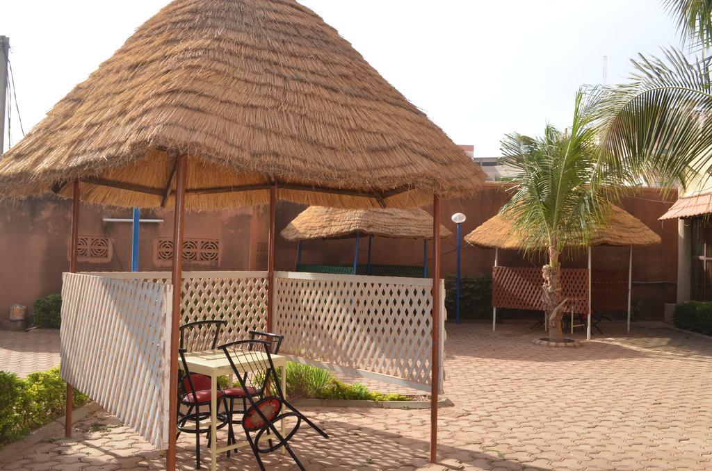 Ouaga Beach Hotel Ouagadougou Eksteriør billede